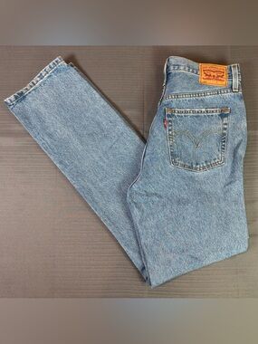 Levi’s 501 Original Jeans Women’s W28 L32 Distressed Button Fly Straight Leg